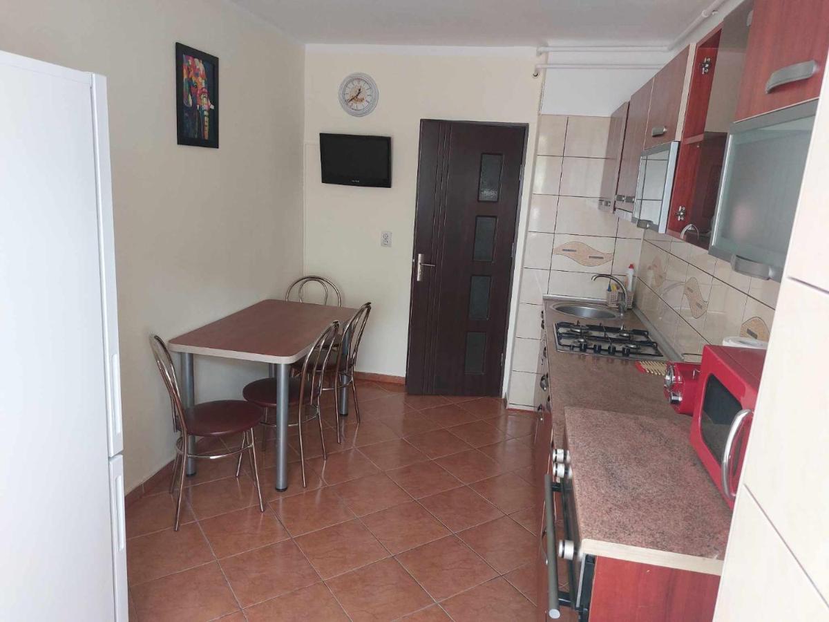 Eugenia Apartament Ploieşti Exterior foto